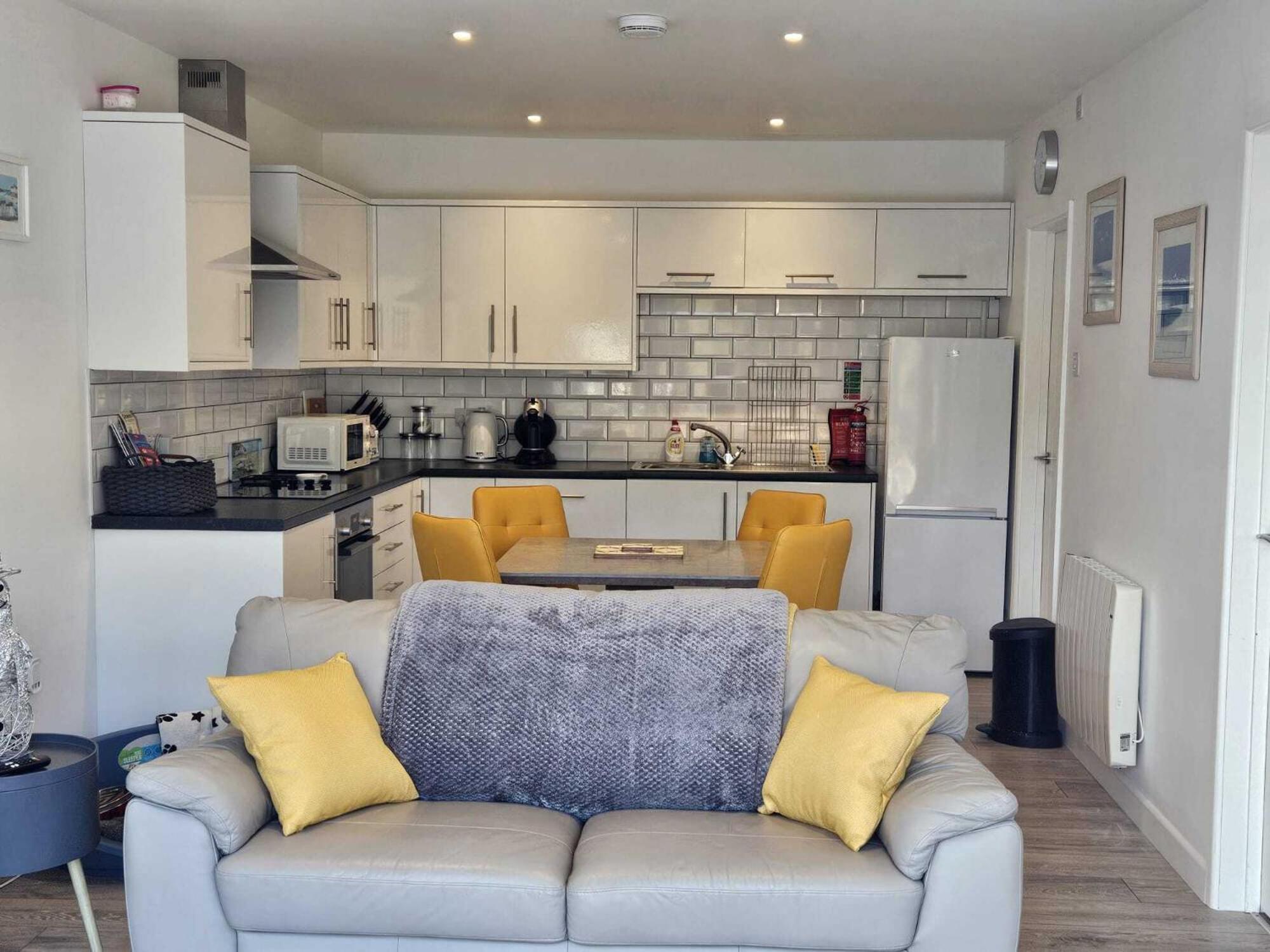 Pet Friendly Sea View Villa Millendreath ルー エクステリア 写真